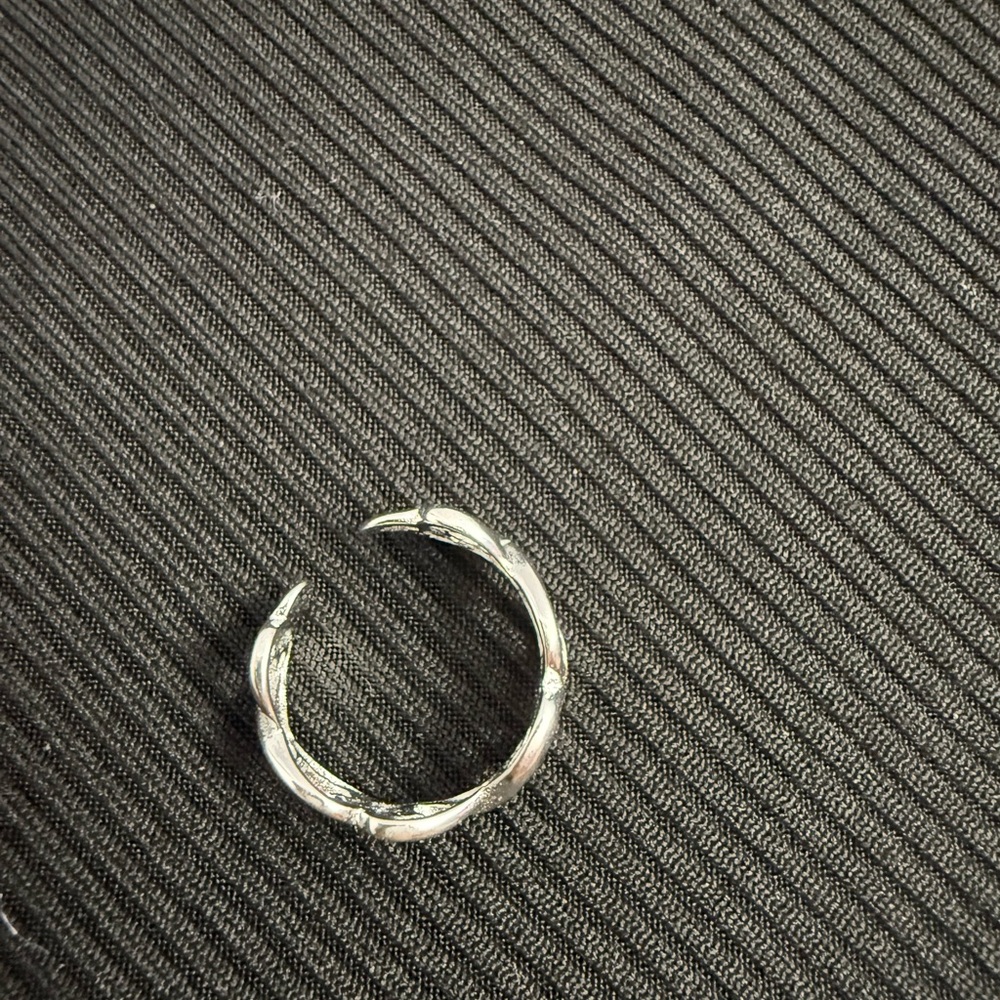 Infinity Toe Ring - image 2
